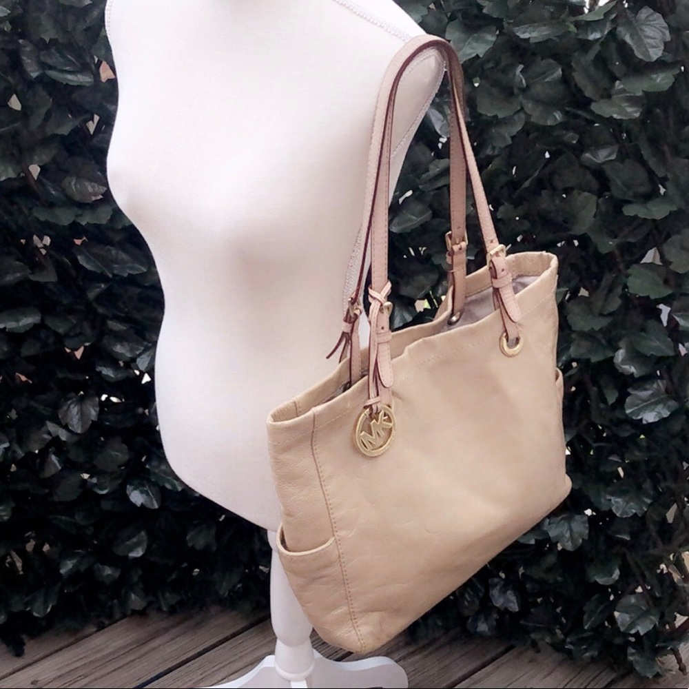MICHAEL KORS Tan Leather Shoulder Tote Bag - Picture 2 of 9